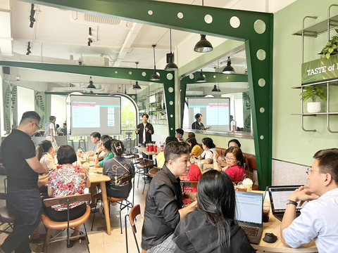 Doanh nghiệp bán hàng online, cơ hội dẹp hàng trôi nổi - Tuổi Trẻ ...